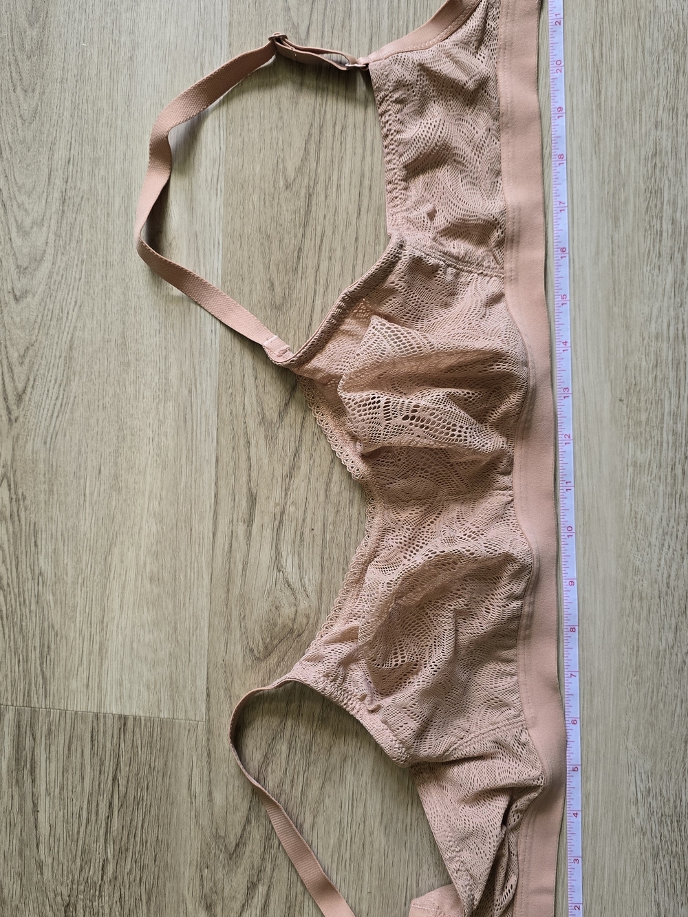 Lace Unlined Bralette in nude